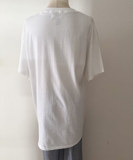 TEAM LOVES COMPANY TEE
