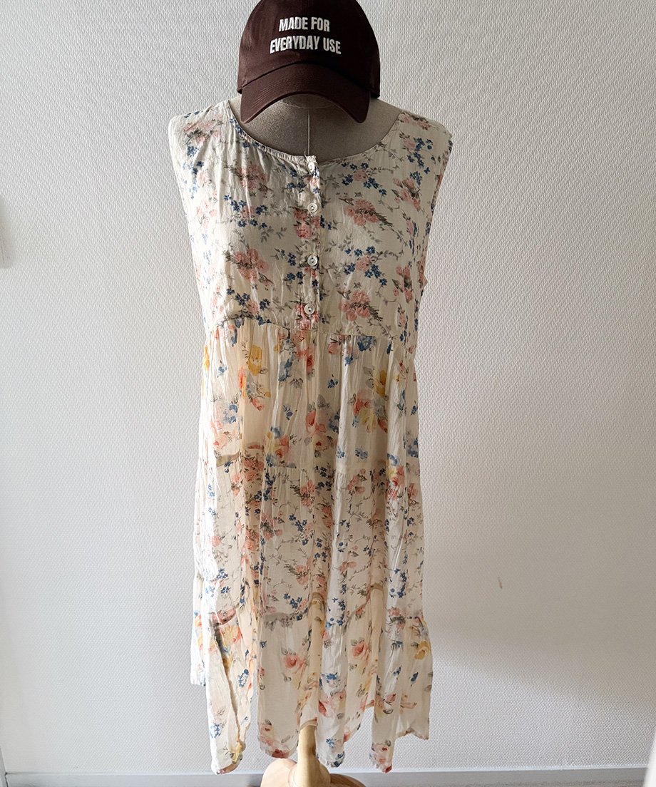 Flower Print Sleeveless One Piece | LOVES COMPA