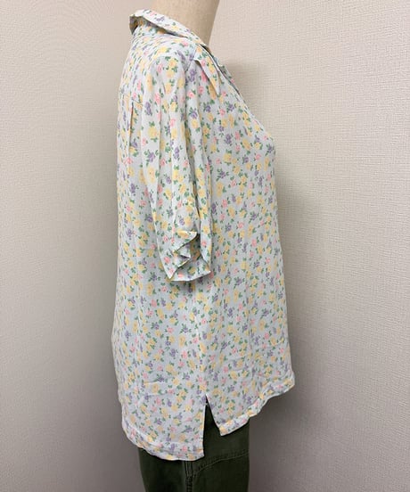 flower shirt