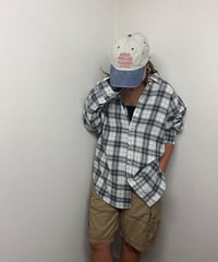 LOVES check shirts