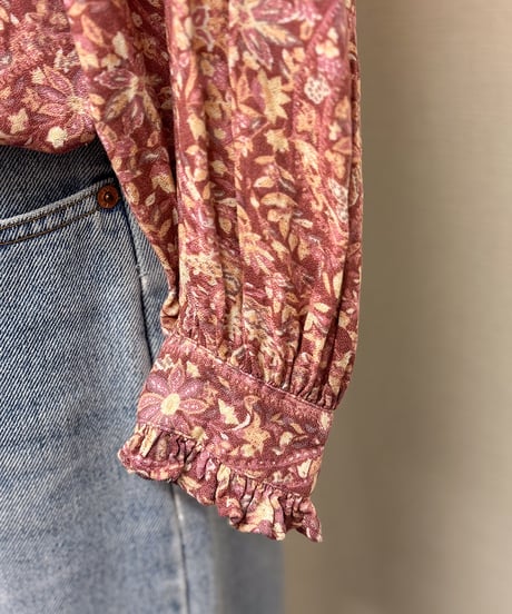 flower frill button blouse