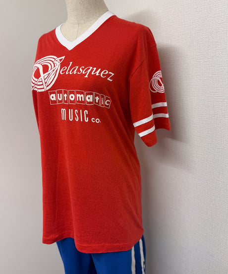 Velasques automatic music tee