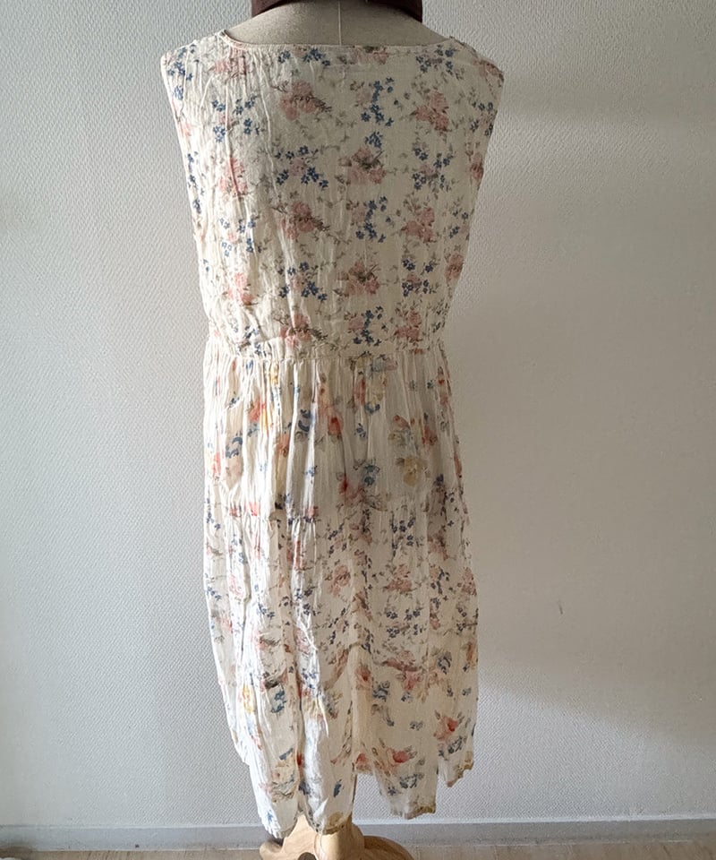 Flower Print Sleeveless One Piece | LOVES COMPA