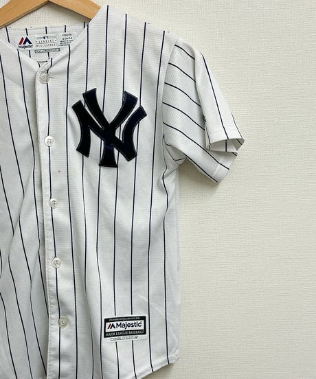 kids majestic MLB baseball shirt