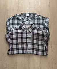 LOVES check shirts