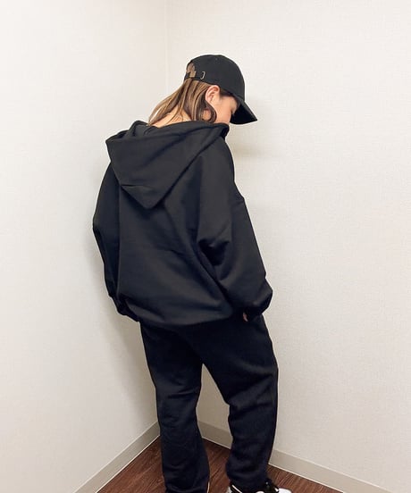 MR&MRS sweat zip parka