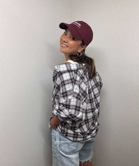 LOVES check shirts