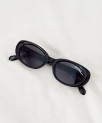 LOVES Classic Oval Sunglasses