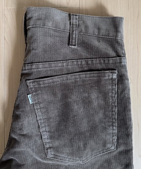 80s Levi’s Straight Denim Pants Made in USA
