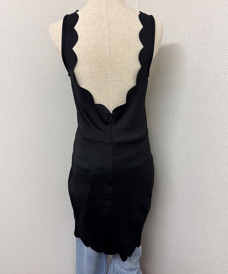 Scallop mini dress
