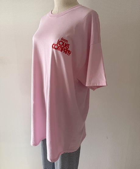 TEAM LOVES COMPANY TEE