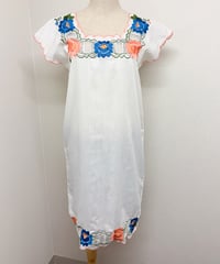 flower embroidery mexican dress