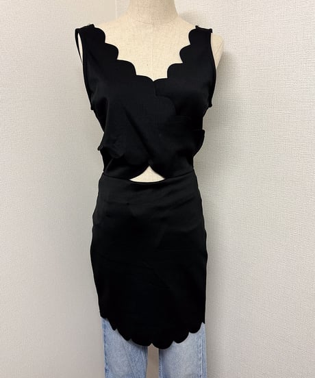 Scallop mini dress