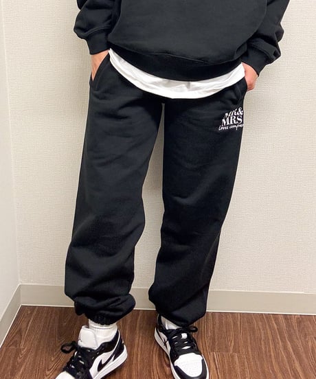 MR&MRS sweat pants