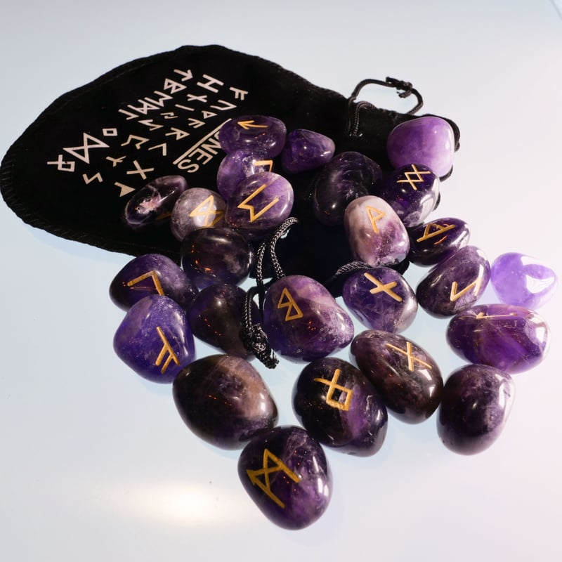 大特価☆アメジストストーンを含む天然石セット 4f5f06fd915552f15362665c46931d