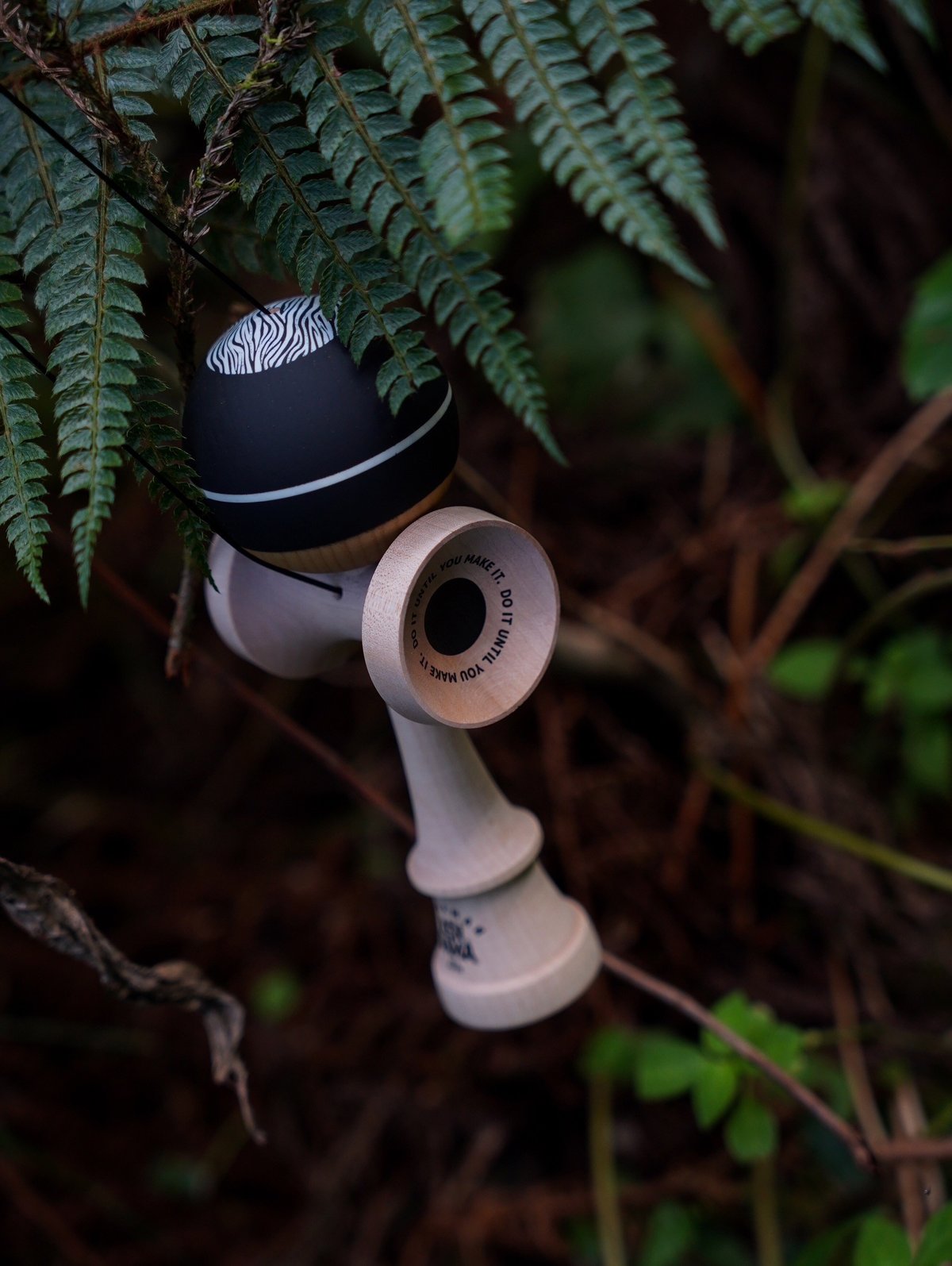 KODAMAN KENDAMA / BLACK / MAPLE | KODAMAN KEND