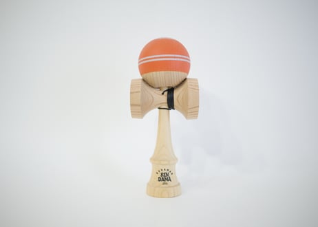 スポーツトイ・アクショントイ KODAMAN KENDAMA-V2 / ORANGE / MAPLE KODAMAN KENDAMA SHOP