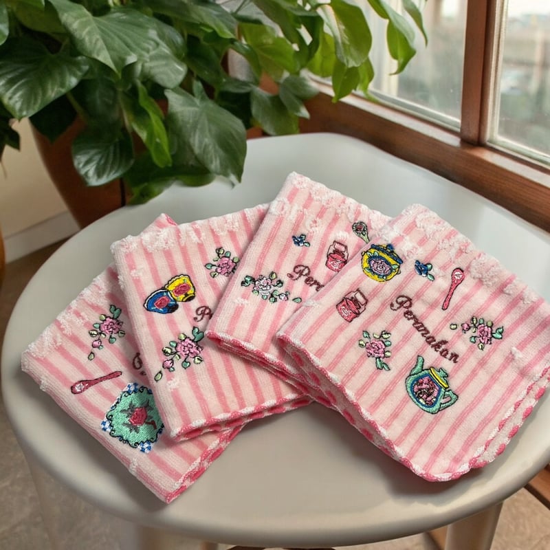 プラナカンフェイスタオル | メリッサ雑貨