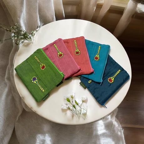 【スプーン柄】プラナカン刺繍ミニティッシュポーチ