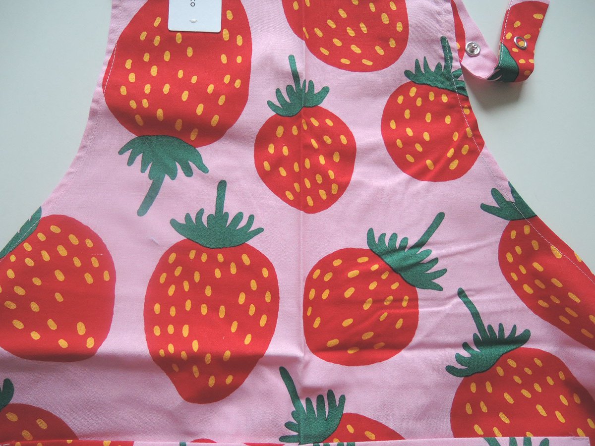 新品】 エプロン マリメッコ ファブリック ピエニ マンシッカ Pieni