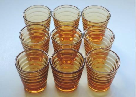 アイノ・アアルト ボルゲブリック  ショットグラス ９こセット  リオブラウン  カルフラ Aino Aalto Bölgeblick Rio brown shot glass KARHULA