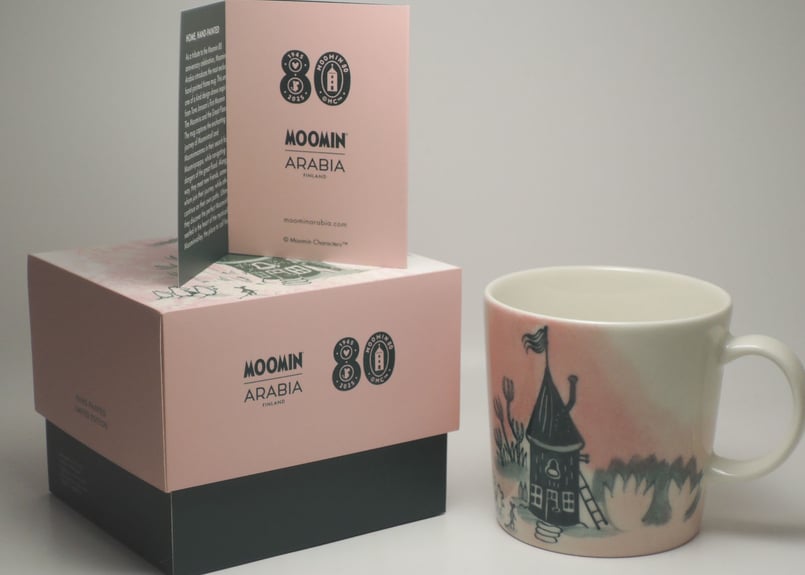 アラビア ムーミンマグ ホーム 80周年記念マグ 2025 ARABIA MOOMIN MUG
