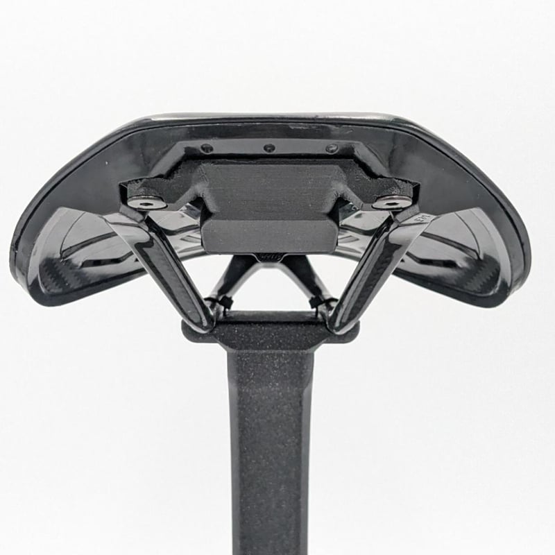 Specialized power サドル 143mm airtagケース付き Specialized power サドル 143mm airtagケース付き