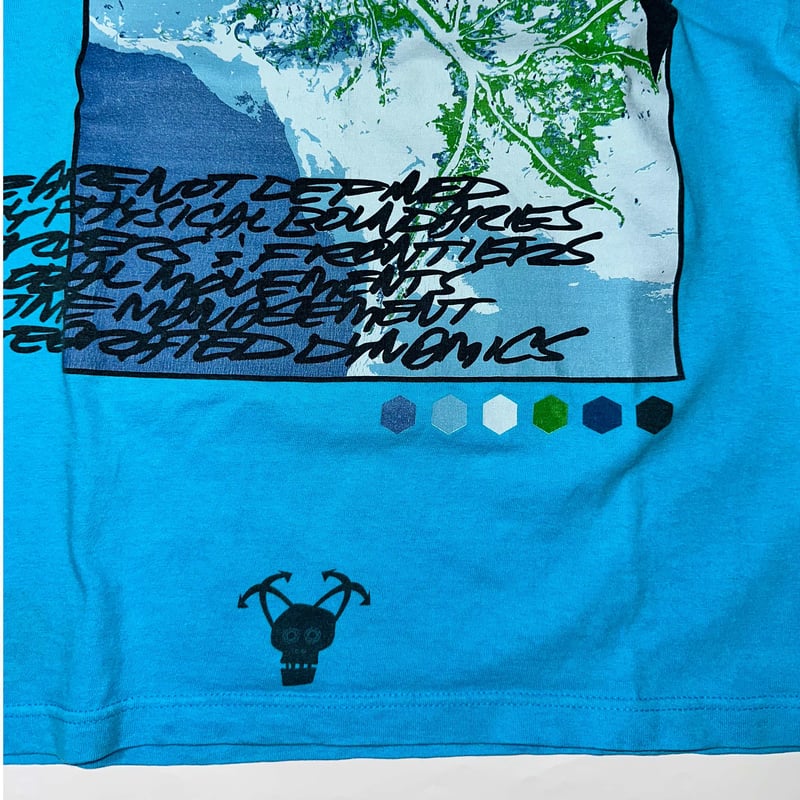 stussy クッション　ブルー　未使用 stussy(ステューシー) STOCK TOKYO SS25 TEE プリントTシャツ