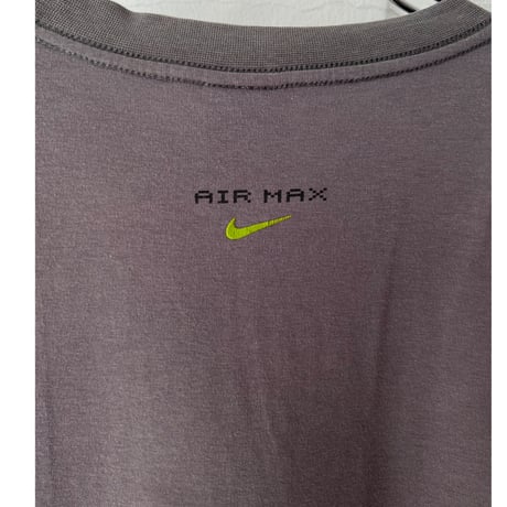 00s NIKE Pixel Sneaker Grahic Tee