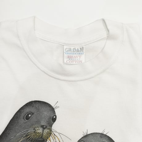 ALASKA Seals Graphic T-shirt