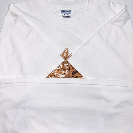 THREE TABBY CAT TEE #VCF39