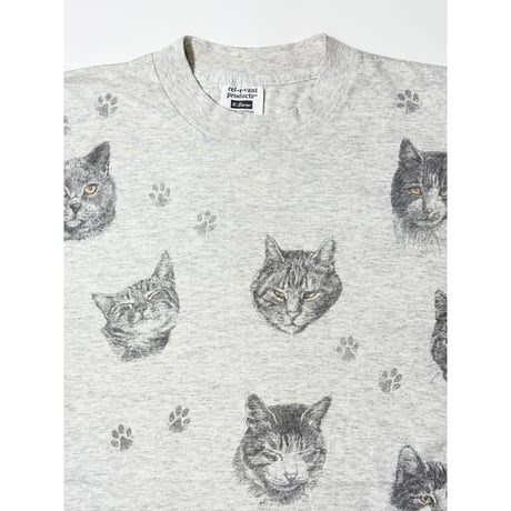rel・e・vant products CAT TEE #79