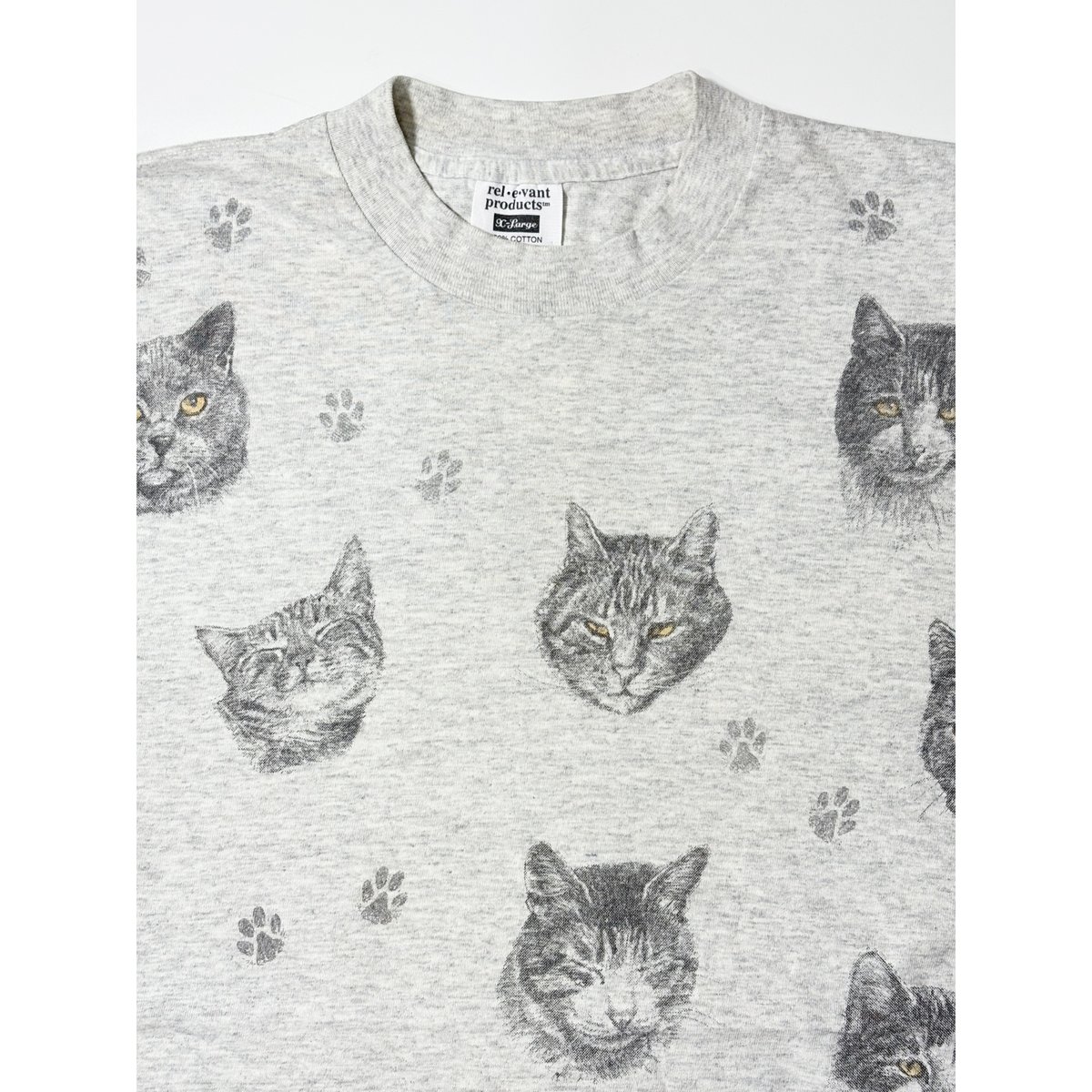 rel・e・vant products CAT TEE #79 | CIRCLE ONLINE