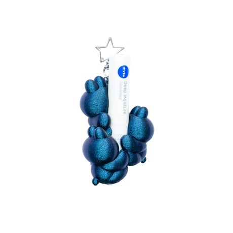 USA-CHANS LIP HOLDER(S)