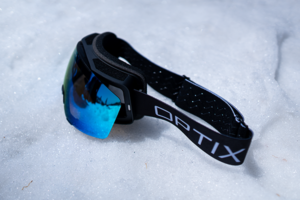 BLUEレンズ × BLACKバンド | OPTIX