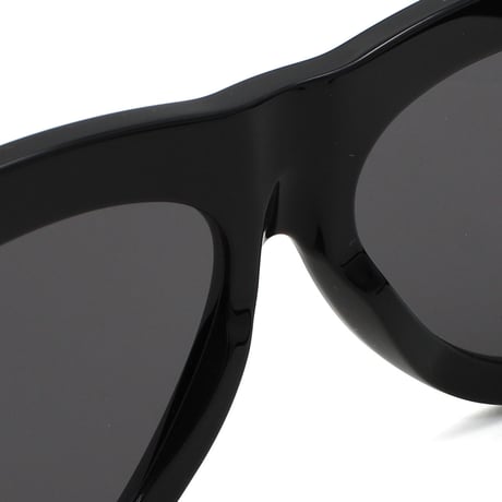 サルヴァトーレ フェラガモ Salvatore Ferragamo SF2029SE 001 サングラス グローバルフィット メガネ 眼鏡 UVカット 紫外線カット レディース グレー ブラック