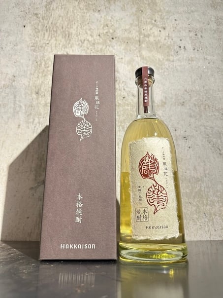 米焼酎】八海山 風媒花 (ふうばいか) オーク樽貯蔵 720ml | 谷酒店