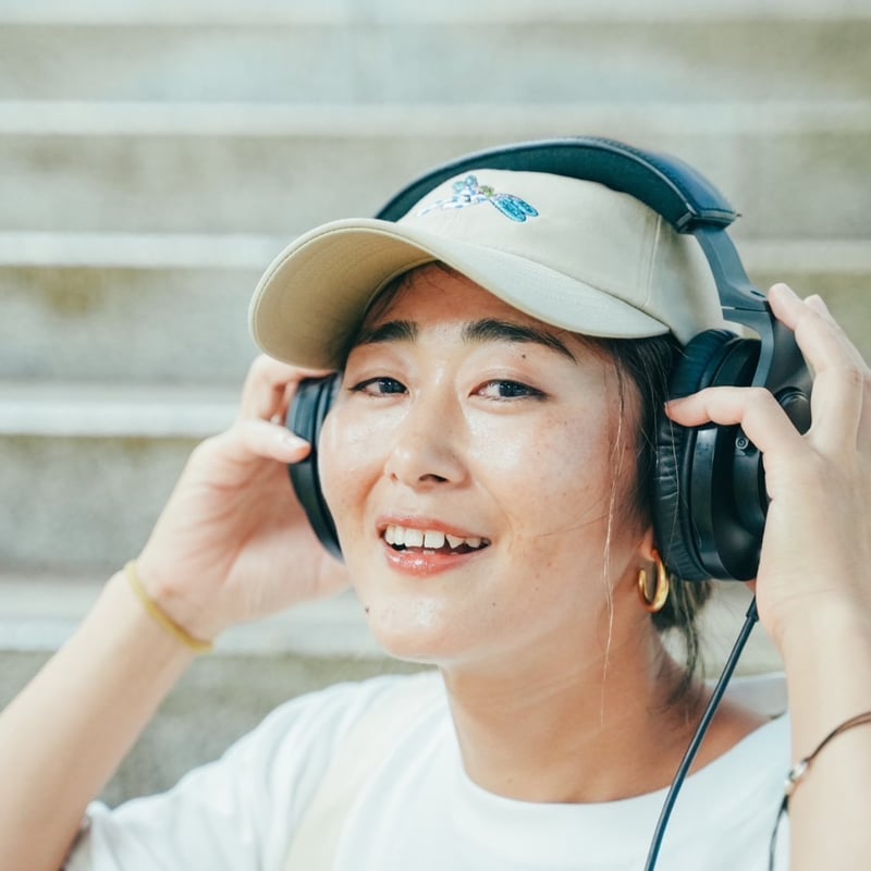 トンボ ライトベージュ | SIETEKU キャップ | illuphoto. トンボ ライトベージュ | SIETEKU キャップ | illuphoto.