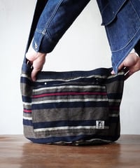 Shoulder Bag Blanket