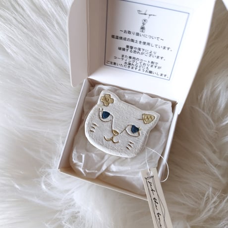 HAPPY FINGERS ねこブローチ③ HAPPY FINGERS ねこブローチ③