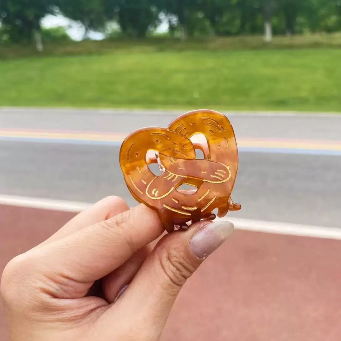 海外取り寄せ商品 パン バレッタ 1p // 韓国アクセ ヘアアクセサリー