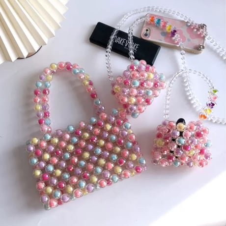 海外取り寄せ商品 大人可愛い ビーズ ハンドバッグ 1ｐ // 韓国テイスト 韓国っぽ バッグ レディースバッグ ビーズ 普段使い ビーズバッグ 大人可愛い