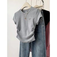 ショート丈Tシャツ ハートワンポイント 3色展開