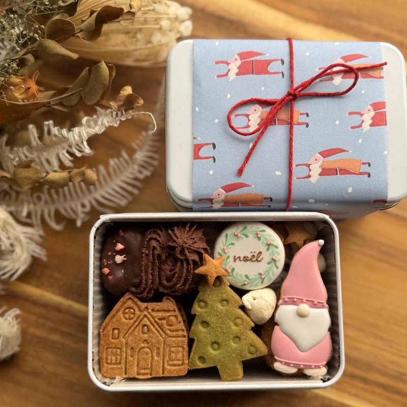 🎄クリスマスクッキー缶🎅 | pâtisserie e.m's
