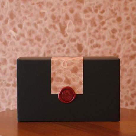 GIFT BOX