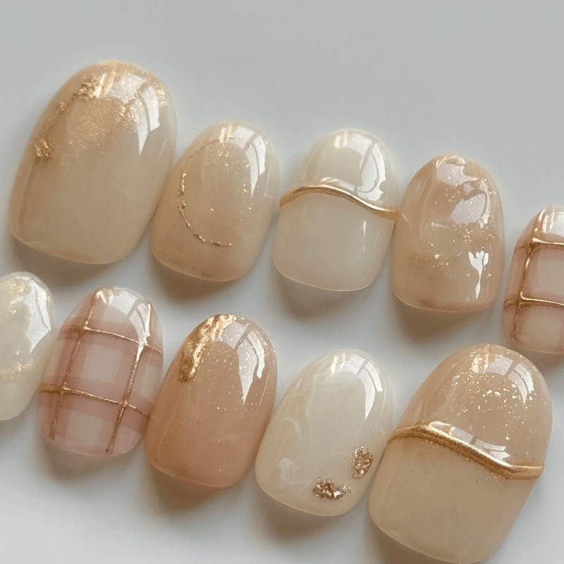 うゆ ホワイトチェック チークネイルチップ ホワイトベージュのチェック柄ニュアンスネイルチップ | tito nail tip