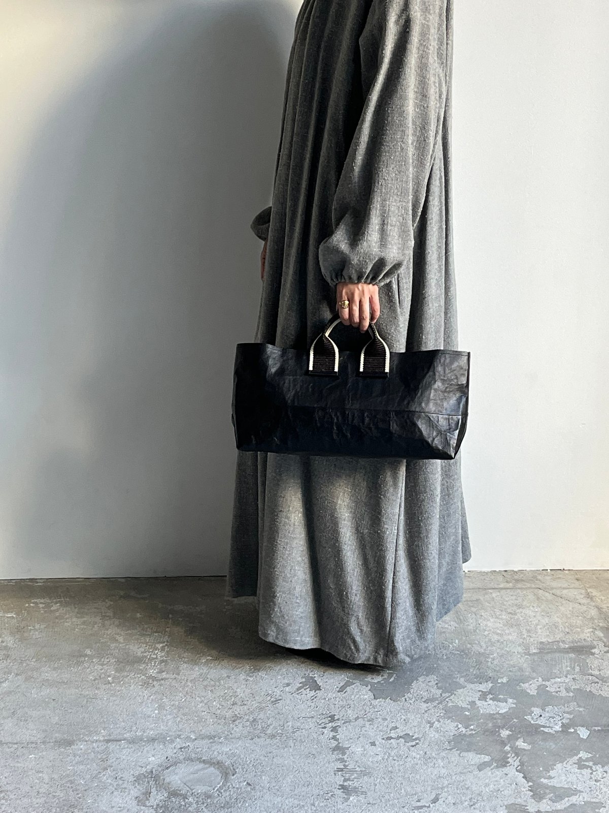 SENTI dyneema totebag | CLOAK EST.2024