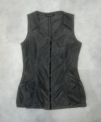 Zippered vest