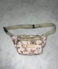 Floral pattern waist pouch