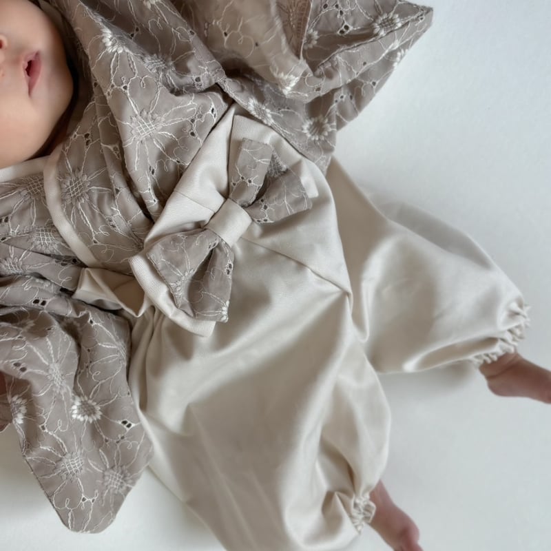 マーガレット刺繍生地ベビー袴（モカ） 70-80サイズ | pipippu
